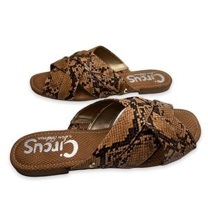 NEW Circus by Sam Edelman - Burnett Embossed Cross-Strap Sandals Women’s Size 10